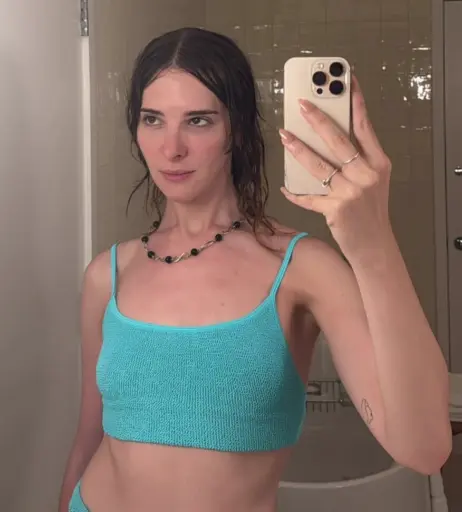 Image 10700674 from Hari Nef