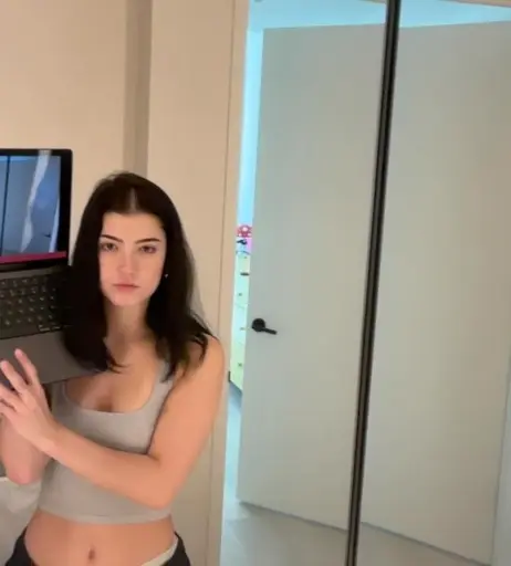 Image 10795278 from Charli D&#039;Amelio / Charli Damelio