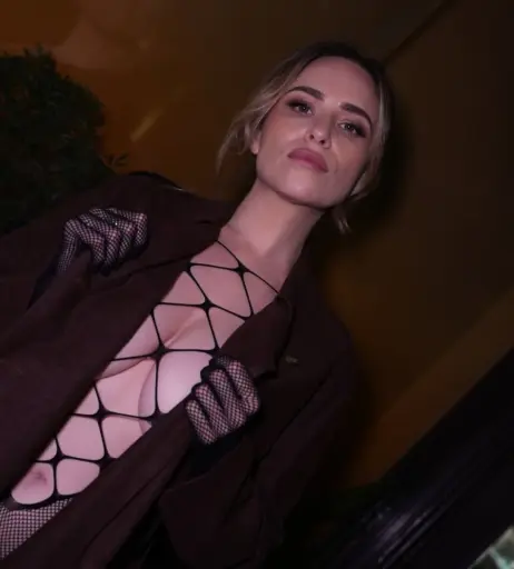 Image 10796100 from Nicolle Radzivil