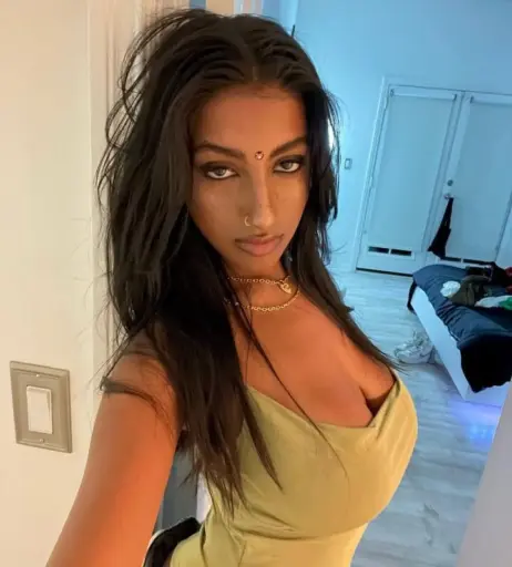 Image 10790018 from LARA RAJ / lararajj (member of KATSEYE)