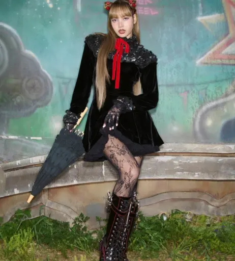 Image 10788831 from Lisa | BLΛƆKPIИK (Blackpink)