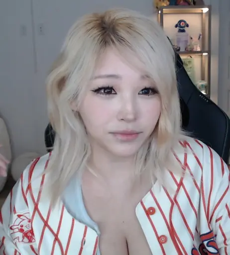 Image 10788125 from Kang Hee Yoon / Hyoon / Aikuros