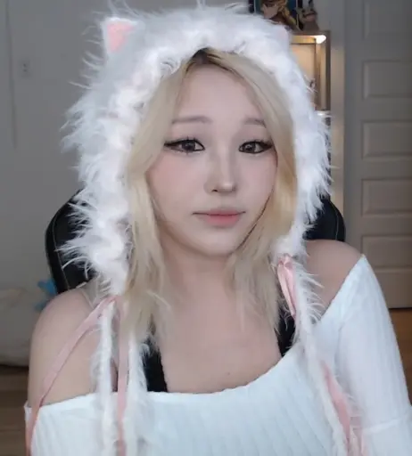 Image 10788087 from Kang Hee Yoon / Hyoon / Aikuros