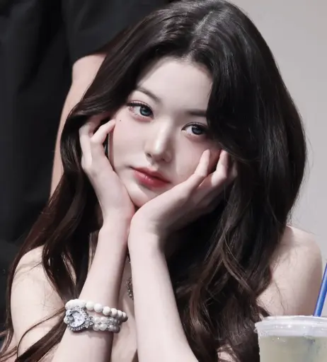 Image 10789569 from Jang Won-young / 장원영 WONYOUNG