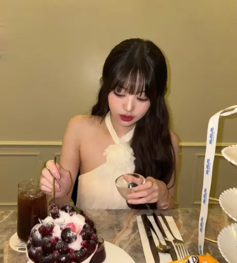 Image 10789554 from Jang Won-young / 장원영 WONYOUNG