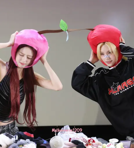 Image 10789688 from Yuna - ITZY (유나, Shin Yu Na)