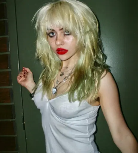 Image 10658956 from wormsheriff / Olivia O