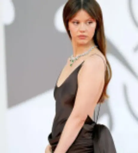 Image 10654924 from Mia Goth