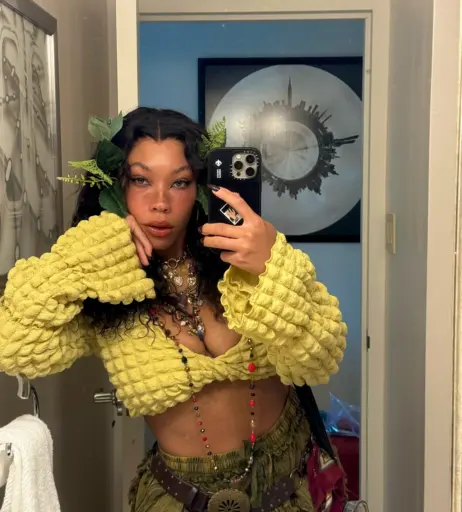 Image 10656792 from Kiera please