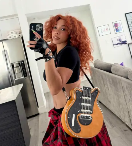 Image 10656779 from Kiera please