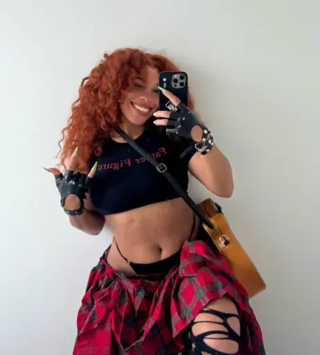 Image 10656778 from Kiera please