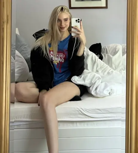 Image 1066570 from HoneyPuu