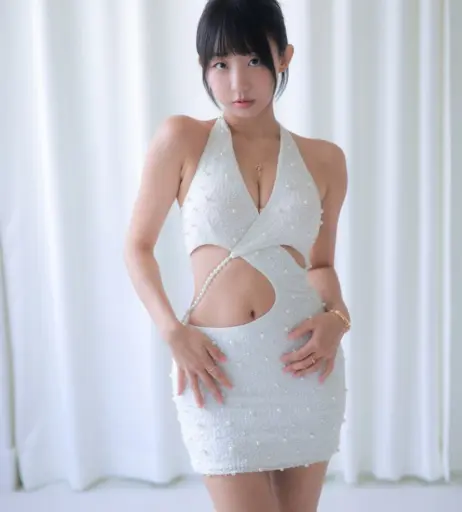 Image 10666787 from Eunji Pyoapple