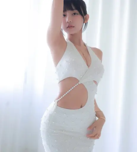 Image 10666788 from Eunji Pyoapple