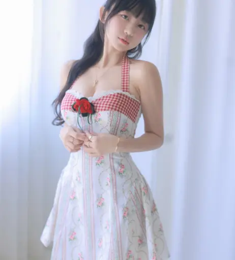 Image 10666770 from Eunji Pyoapple