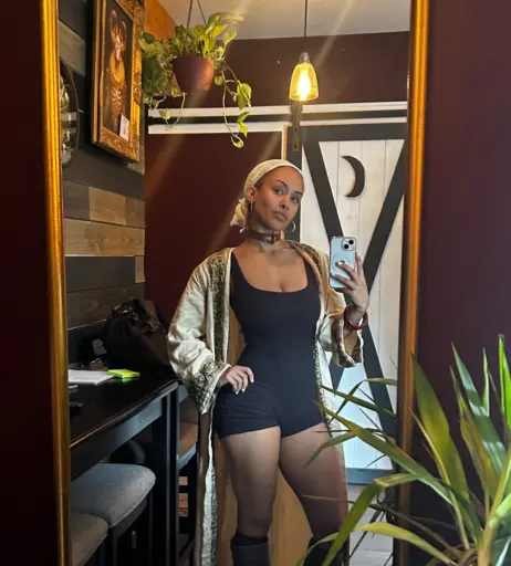 Image 10661936 from Aaliyeezy