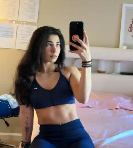 Image 10660652 from Naila Iqbal / alienalianz / NylaWHO / NylaWHO1