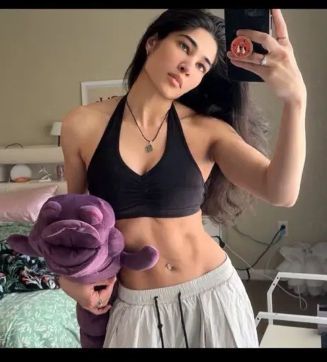 Image 10660656 from Naila Iqbal / alienalianz / NylaWHO / NylaWHO1