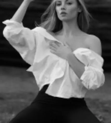 Image 10671730 from Sophie La Sage