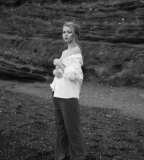 Image 10671748 from Sophie La Sage