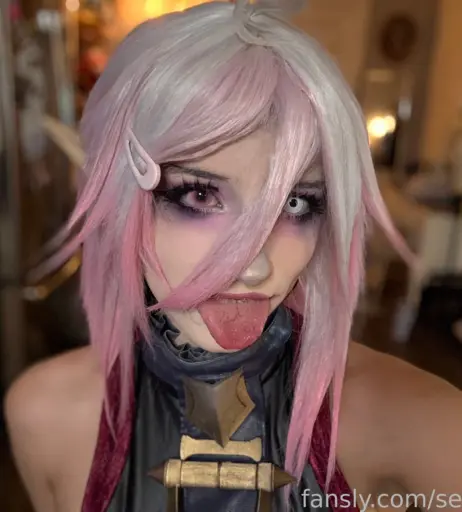 Image 10670679 from selkiewoah