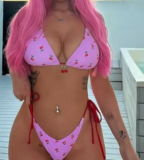 Image 10643649 from Emmybre