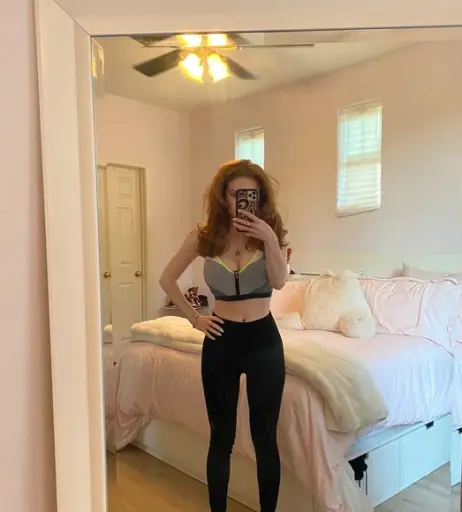 Image 10618984 from Francesca Capaldi (18)