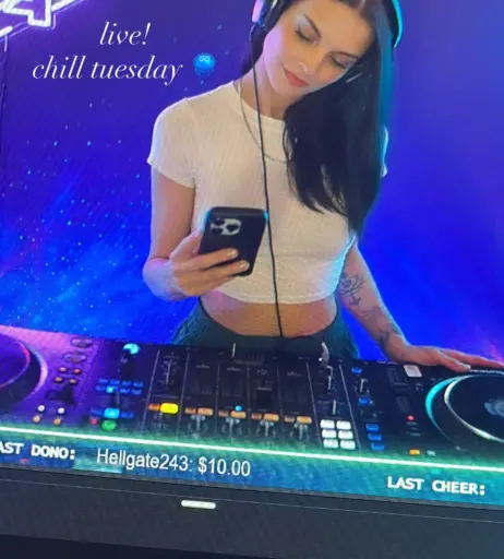 Image 10614507 from pykamusic pyka