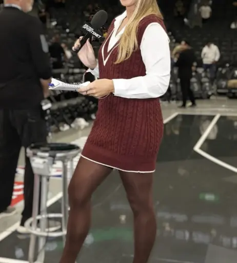 Image 10617805 from Sports tv hosts/reporters