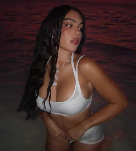 Image 10617192 from Georgina Rodriguez