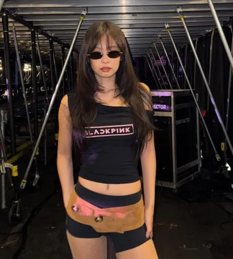 Image 10617109 from Jennie | BLΛƆKPIИK (Blackpink)