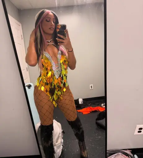 Image 10617000 from WWE Sasha Banks | Mercedes Moné