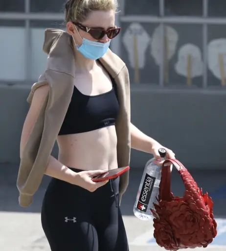 Image 10616945 from Kathryn Newton