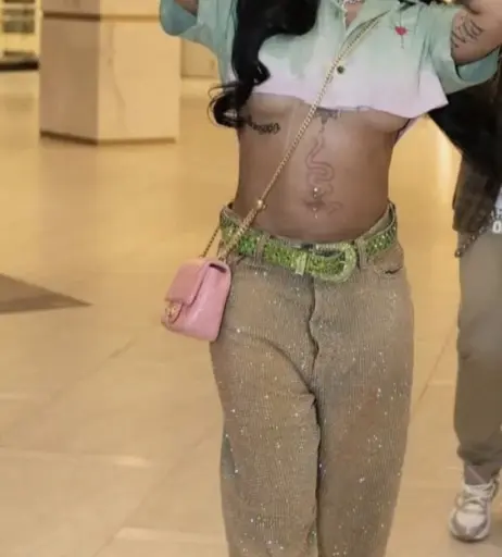 Image 10616897 from glorilla