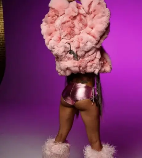 Image 10616828 from glorilla