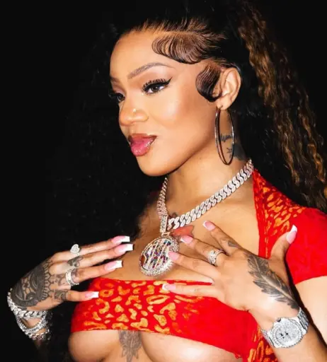 Image 10616857 from glorilla