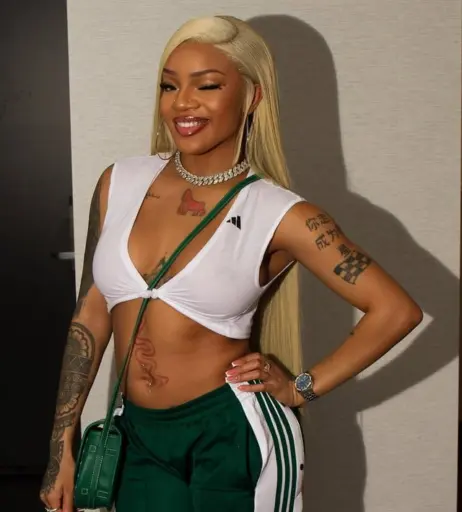 Image 10616856 from glorilla