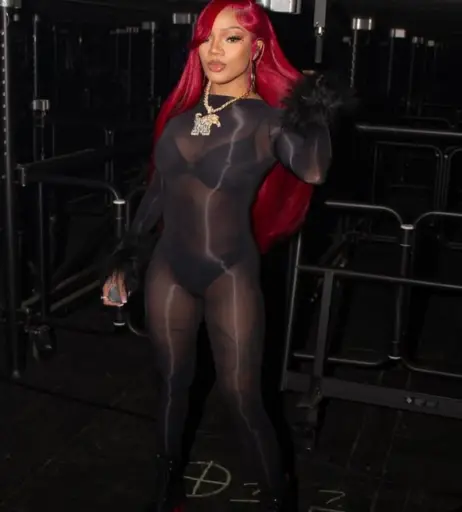 Image 10616843 from glorilla