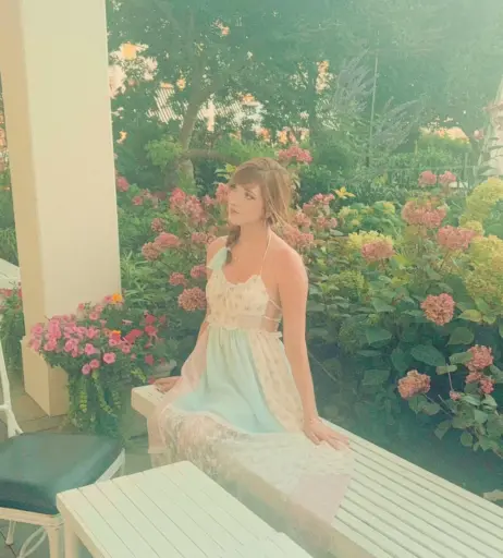 Image 10610708 from docilemoth