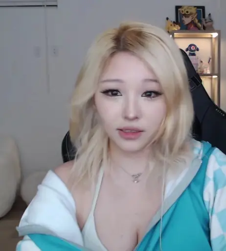 Image 10613245 from Kang Hee Yoon / Hyoon / Aikuros