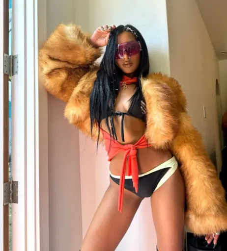 Image 10624042 from LARA RAJ / lararajj (member of KATSEYE)