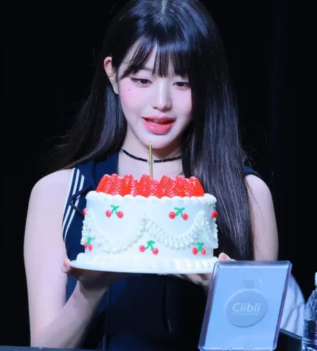 Image 10620404 from Jang Won-young / 장원영 WONYOUNG