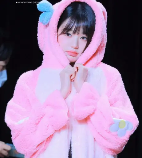 Image 10620438 from Jang Won-young / 장원영 WONYOUNG