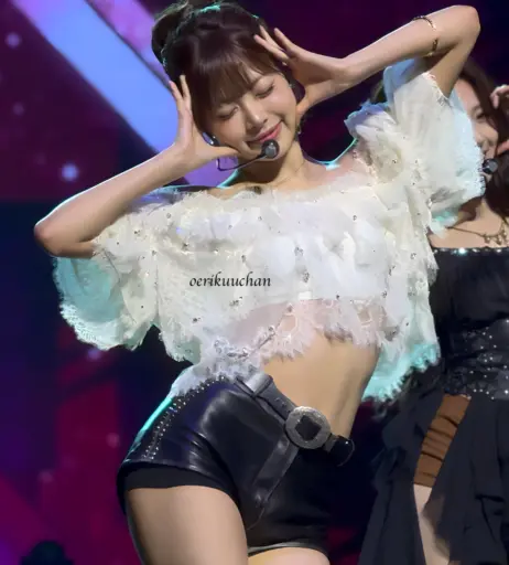 Image 10620635 from Hong Eunchae 홍은채 | LESSERAFIM