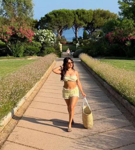 Image 10620370 from Avneet Kaur