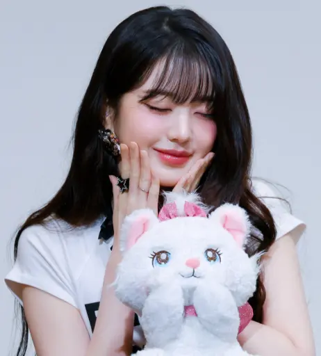 Image 10620276 from Jang Won-young / 장원영 WONYOUNG
