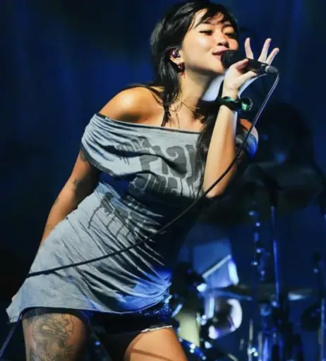 Image 10623842 from beabadoobee radvxz