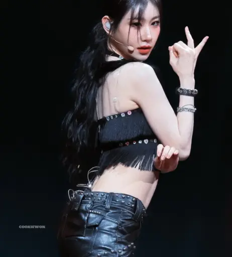 Image 10623035 from Chaeryeong - ITZY (채령)