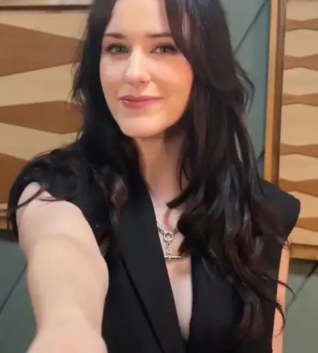 Image 10622648 from Rachel Brosnahan (Marvelous Mrs. Maisel)