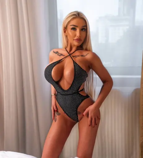 Image 10635604 from Melani VIP